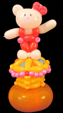 Hello Kitty Balloon Sculpture