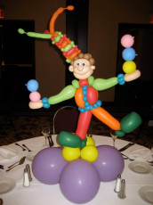 Balloon Juggler Balloon Centerpiece