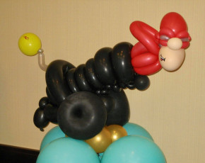 Circus Human Cannonball Balloon Centerpiece