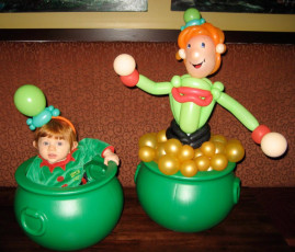 St Patrick's Day Balloon Sculptures