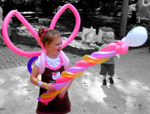 Smarty Pants is Chicago's favorite balloon twister!