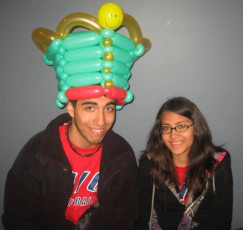College Students love Smarty Pants Balloons