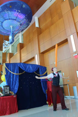 Smarty Pants Big Balloon Show