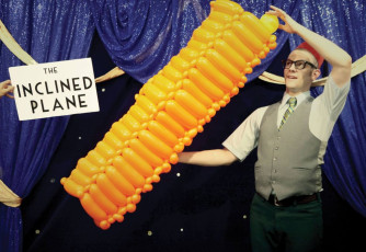 Balloons become machines in the Mousetrap Machine Science Assembly program!