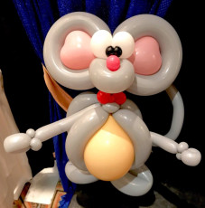 Balloon Mouse Sculpture