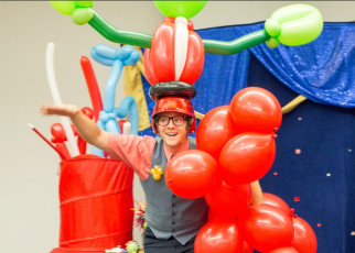 Smarty Pants Big Balloon Show