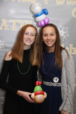 Smarty Pants Balloon Twisting at Christmas Party