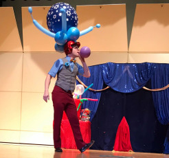 Smarty Pants Big Balloon Show
