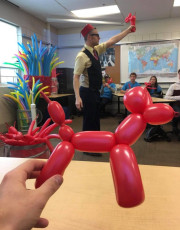 Everyone can make balloon dogs!