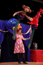 Smarty Pants Big Balloon Show