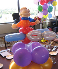 Airplane Pilot Balloon Centerpiece