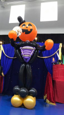 Big Balloon Show - Halloween style!