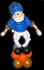 Chicago Bears Football Player Balloon Sculpture